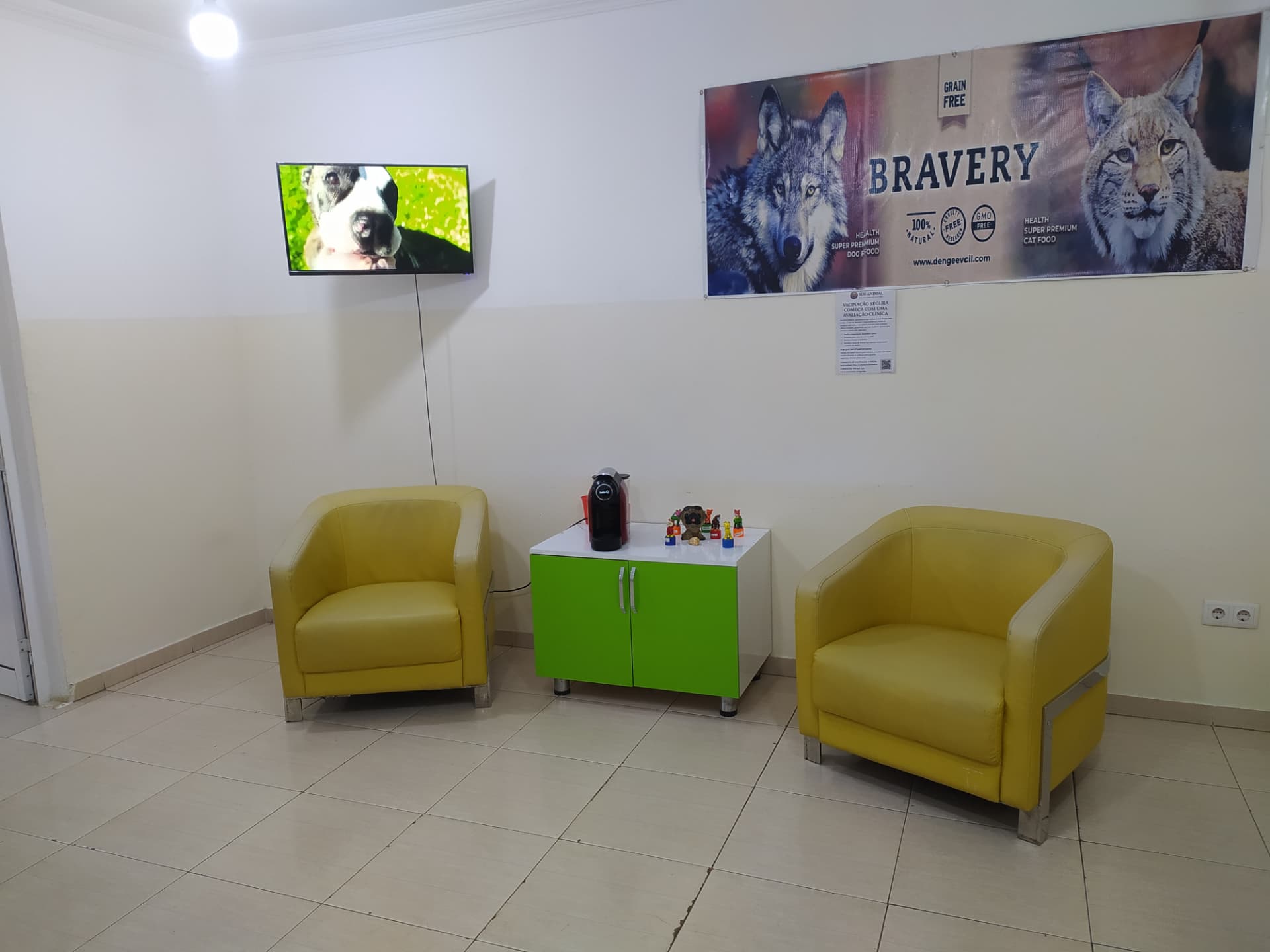 Sala de espera da clínica SOS Animal